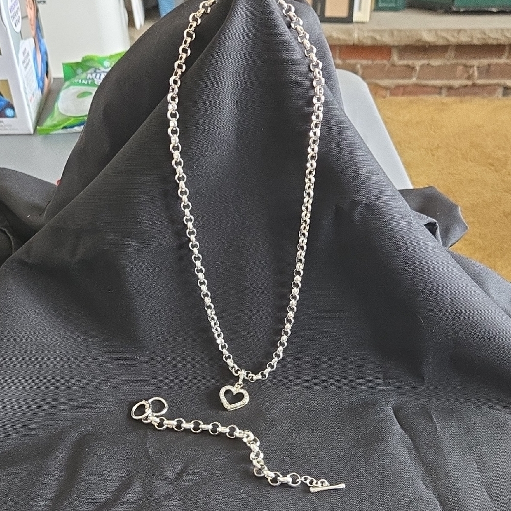 Chic Silver Heart Necklace And Bracelet